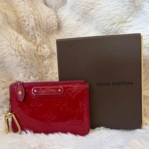 LV LOUIS VUITTON monogram vernis patent leather pochette key cles wallet